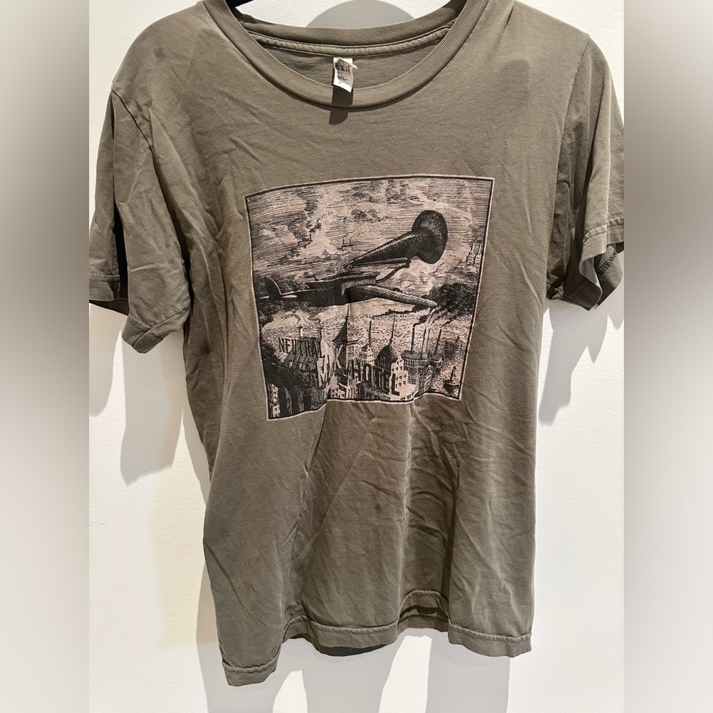 Neutral Milk Hotel tshirt. Size S.